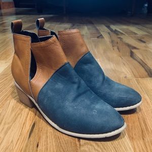 Two toned ankle boots